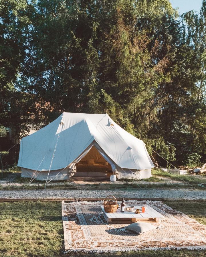 Bozsky Glamp Hotell Valtice Exteriör bild