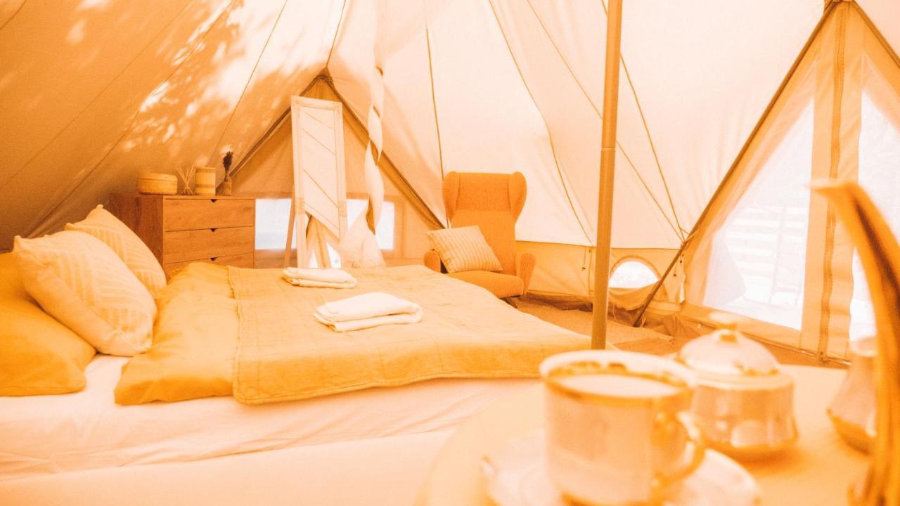 Bozsky Glamp Hotell Valtice Exteriör bild