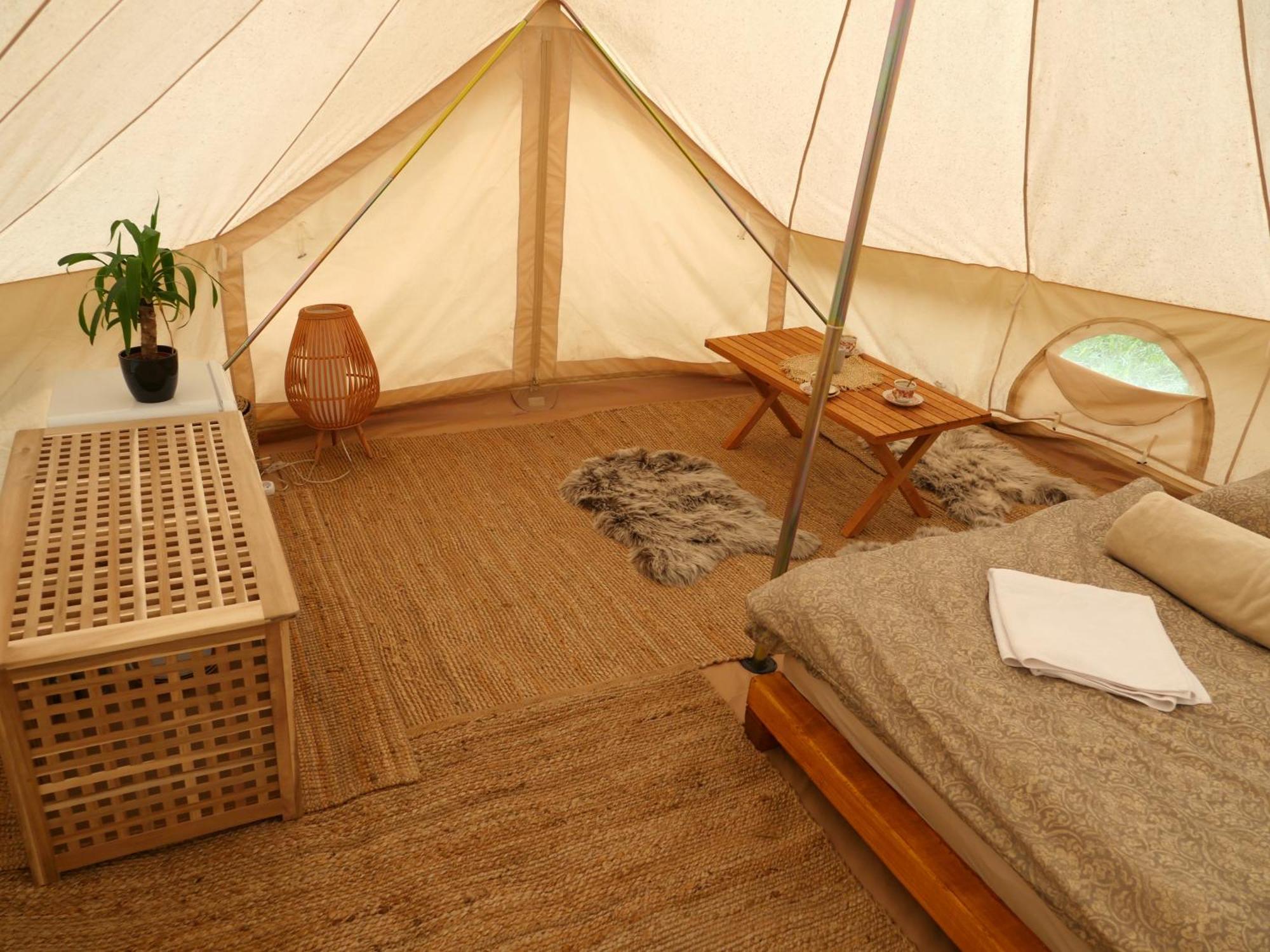 Bozsky Glamp Hotell Valtice Exteriör bild