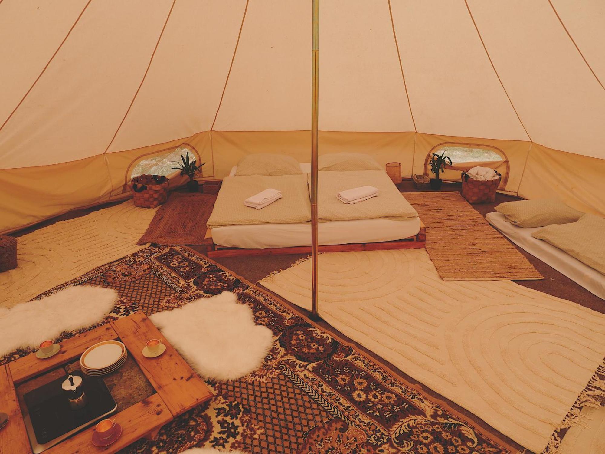 Bozsky Glamp Hotell Valtice Exteriör bild